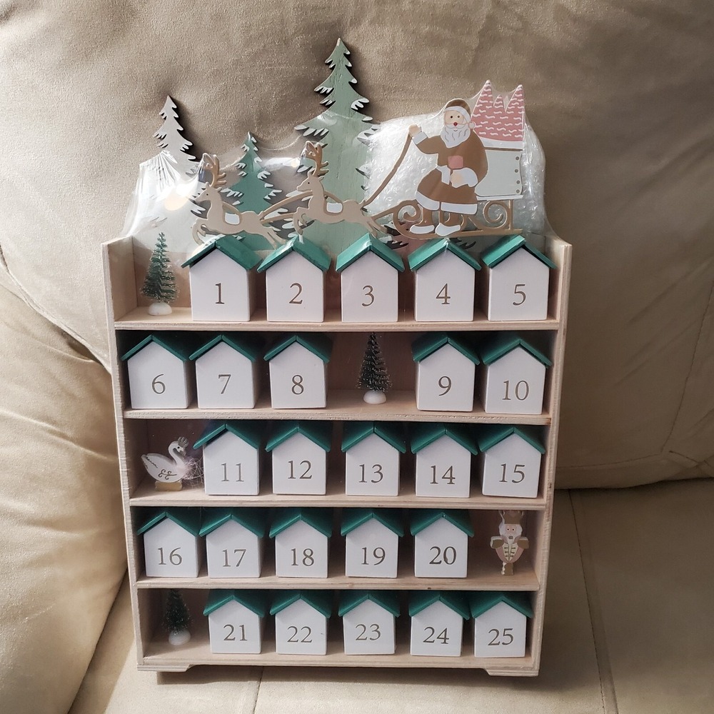 Ashland Christmas Wooden Advent Calendar 26 Piece Green Roof Houses Trees New